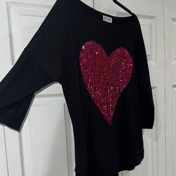 Sparkle Casual 3/4 Sleeve Sequin Heart Crew Neck  too Glitter Valentines - Picture 6 of 6